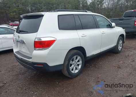 2012 Toyota Highlander Base V6 из США, поврежденный, VIN 5TDZK3EHXCS083195